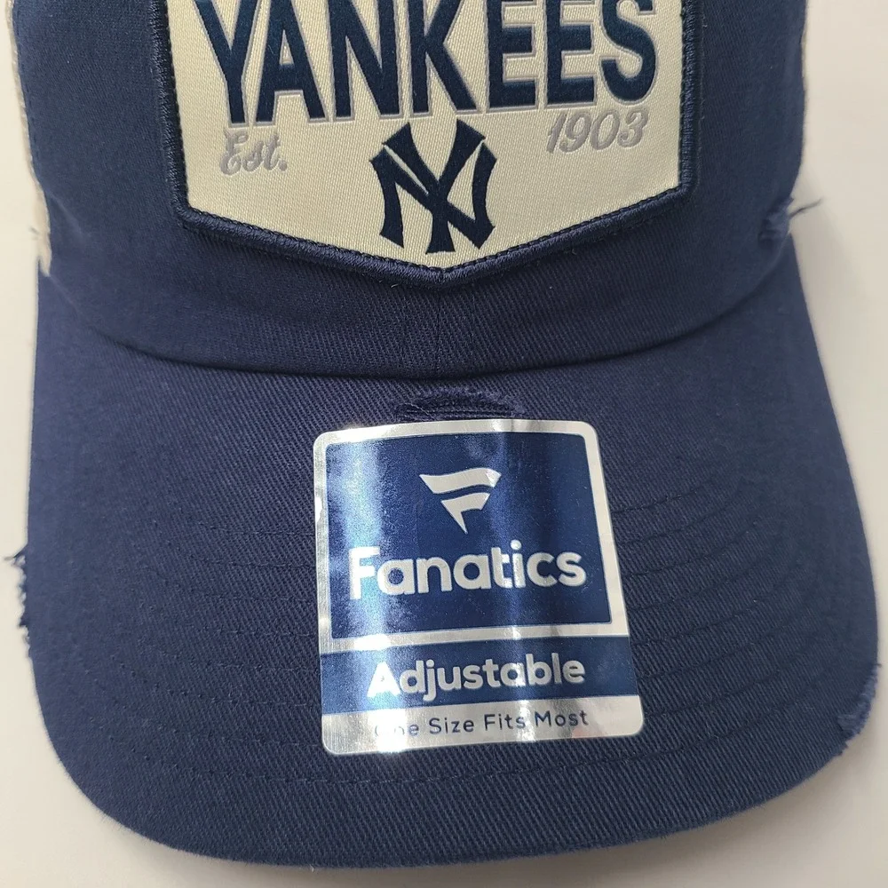 New York Yankees Hat Snapback Trucker Mesh Fanatics Blue‎ Beige MLB Distressed